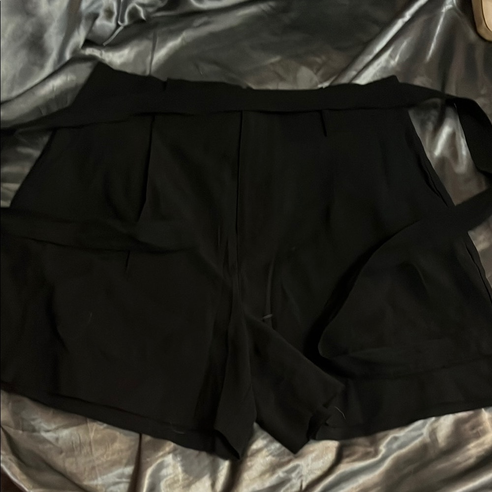 A New Day Women's High Waist Shorts - Black